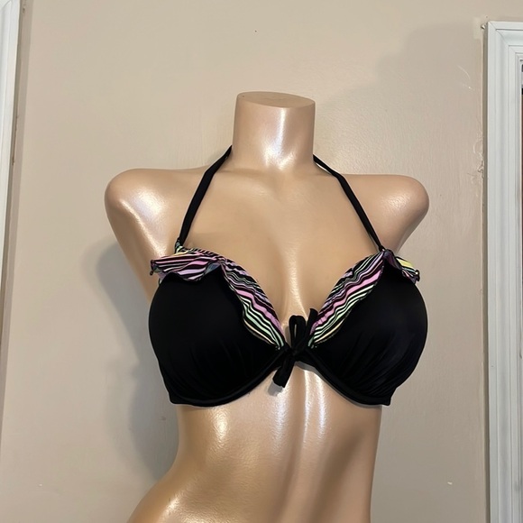 Victoria's Secret Other - Victoria’s secret women’s bikini top 36C push up underwire swim ruffle black